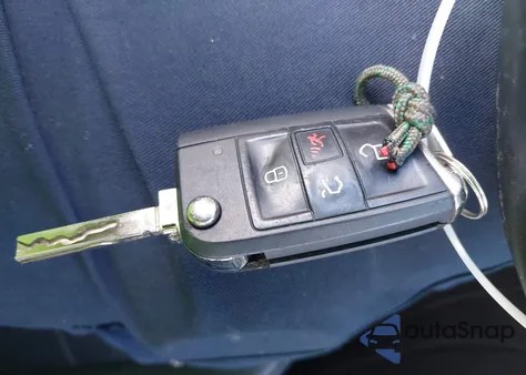 2021 Volkswagen Tiguan 2.0T Se/2.0T Se R-Line Black/2.0T Sel from USA, damaged, VIN 3VV3B7AX2MM099162